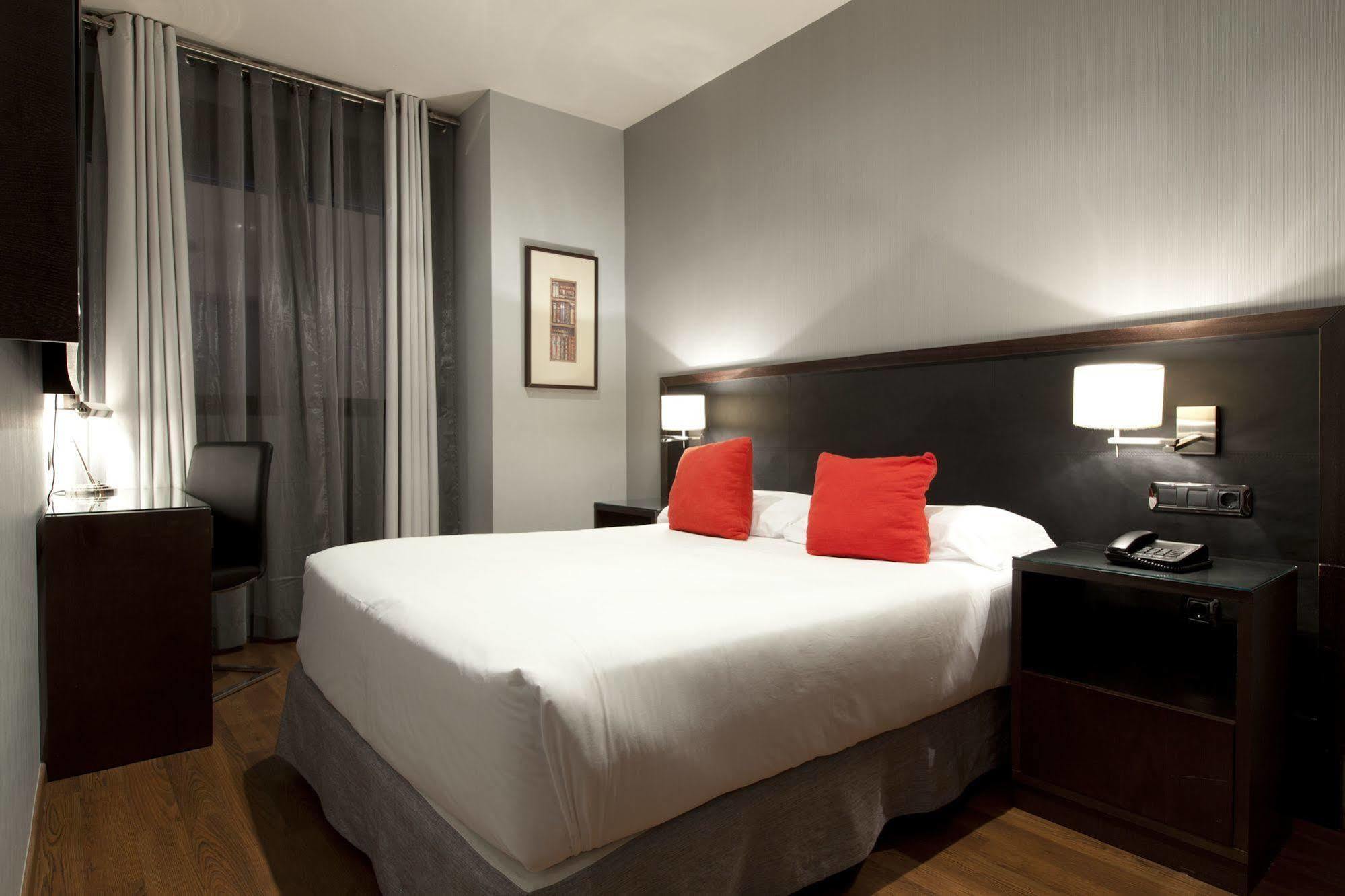 Suites Center ברצלונה מראה חיצוני תמונה