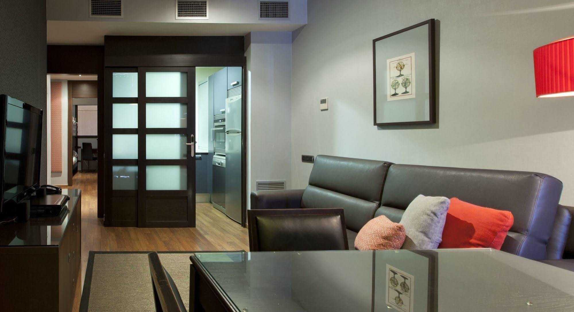 Suites Center ברצלונה מראה חיצוני תמונה