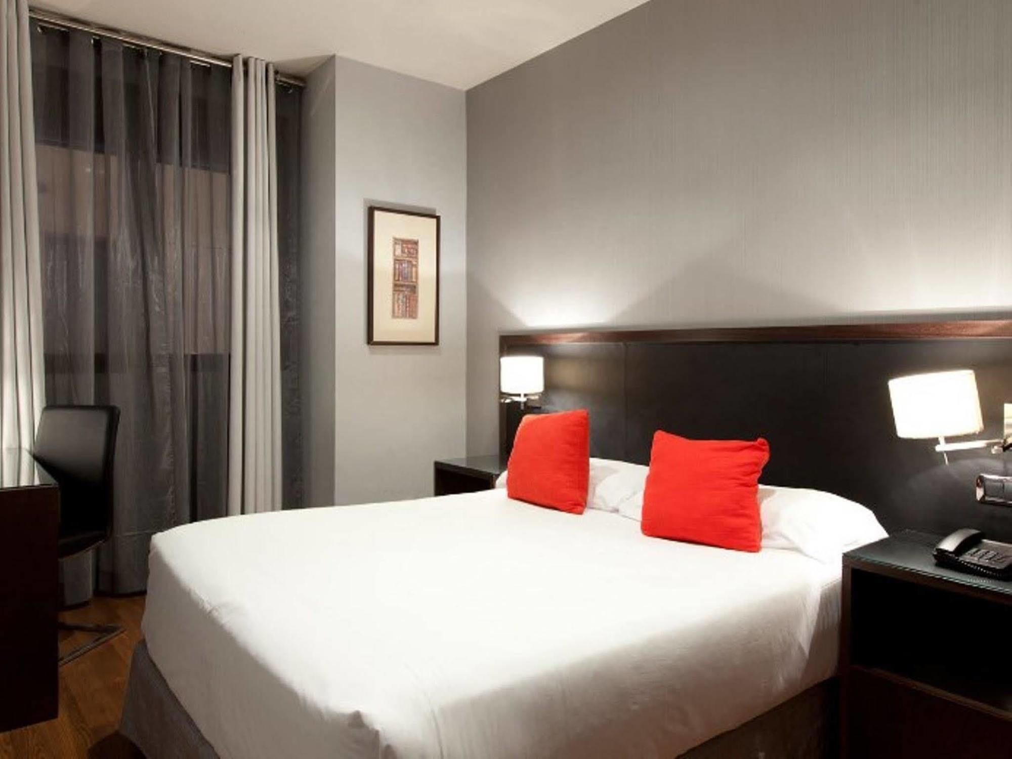 Suites Center ברצלונה מראה חיצוני תמונה